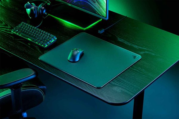 razer-atlas-tampered-glass-mat-black