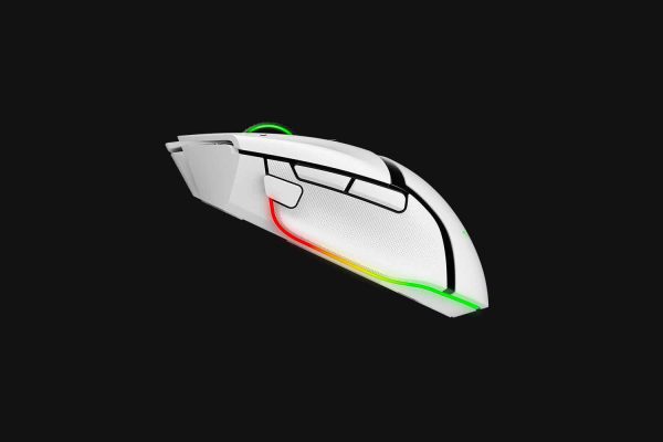 razer-basilisk-v3-pro-white-wireless-mouse-1