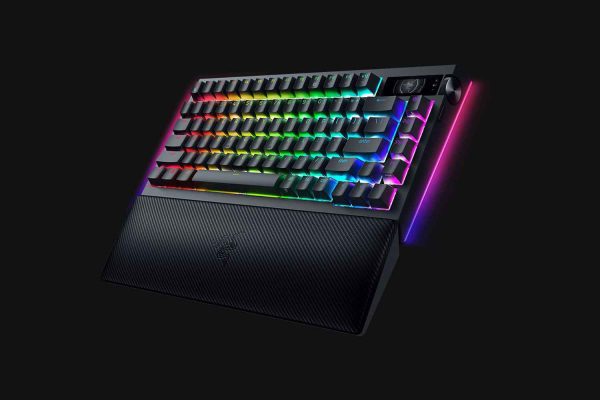 razer-blackwidow-v4-pro-75-us-layout-keyboard-1