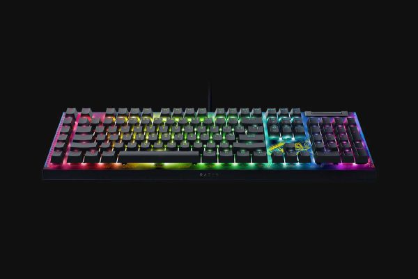 razer-blackwidow-v4-x-yellow-switch-fortnite-ed-keyboard-2