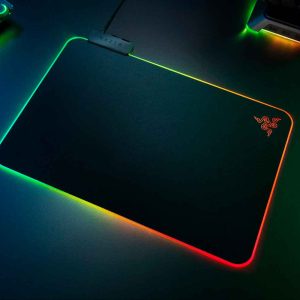 razer-firefly-v2-mouse-mat-1