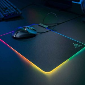 razer-firefly-v2-mouse-mat-2