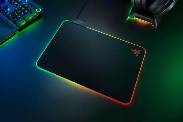 razer-firefly-v2-mouse-mat