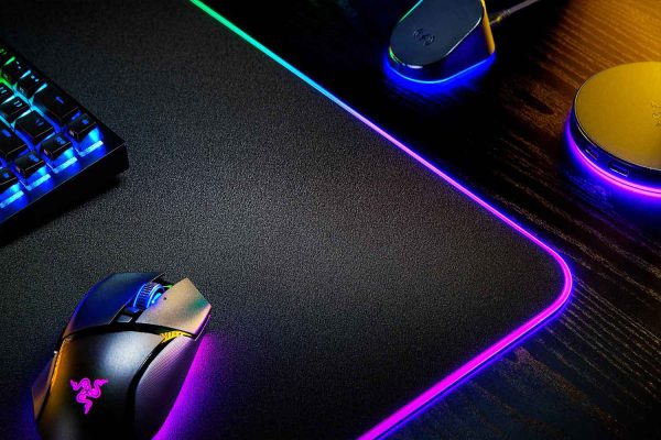 razer-strider-chroma-mouse-mat-3