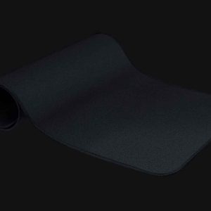 razer-strider-xxl-mouse-mat-1