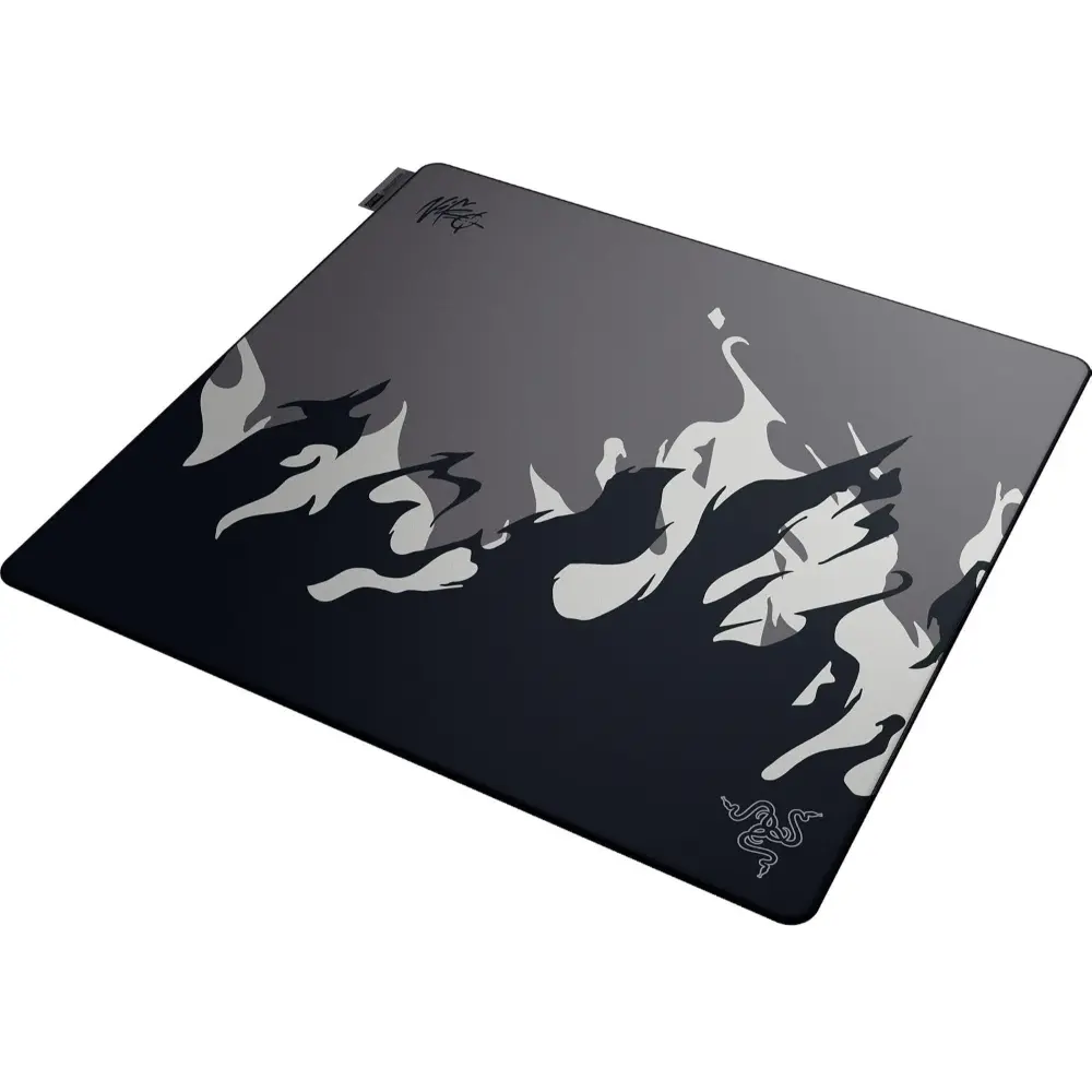 Razer Gigantus V2 Pro Niko Edition Mouse Pad 1