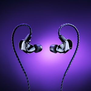 razer-moray-ergonomic-in-ear-monitor-for-all-day-streaming